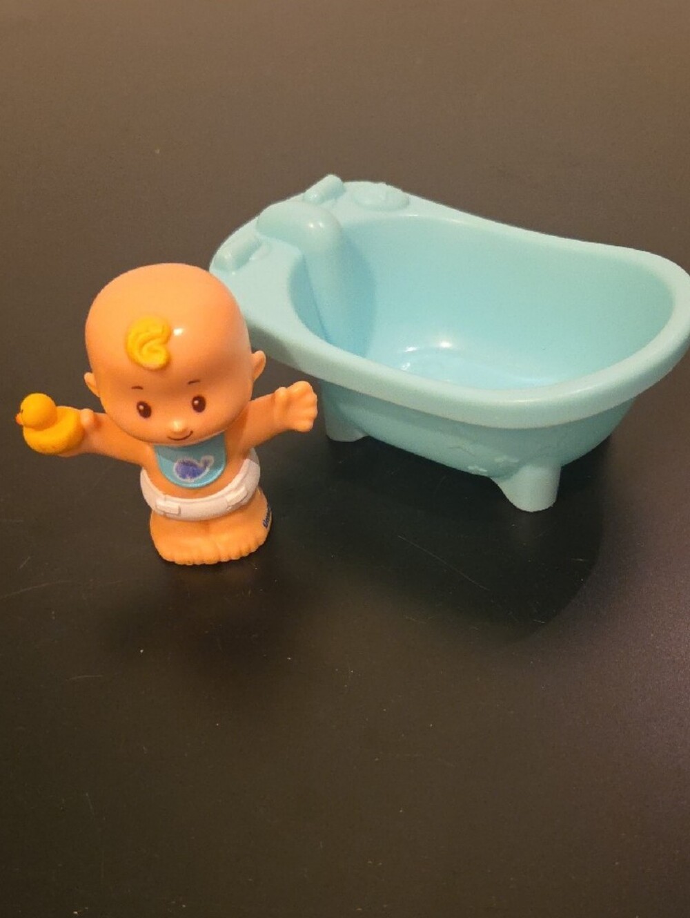 Little People Wash And Go - Bathtub & Baby Holding Rubber Duck - Picture 8 of 8